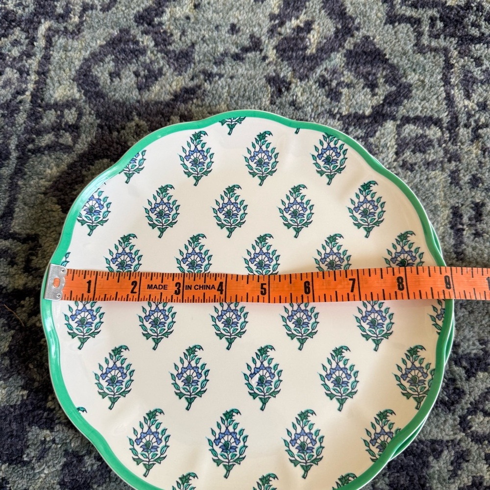 Roller Rabbit Target Bouquet Melamine Salad Plates Scalloped Preppy- Set of 2 - Picture 6 of 6